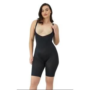 Maidenform shapewear